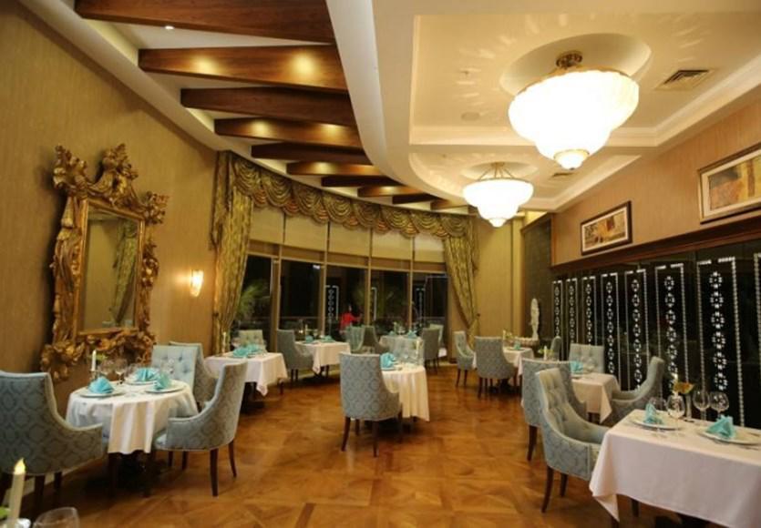Merit Royal Hotel & Casino Karavas  Bagian luar foto