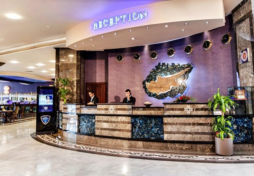 Merit Royal Hotel & Casino Karavas  Bagian luar foto