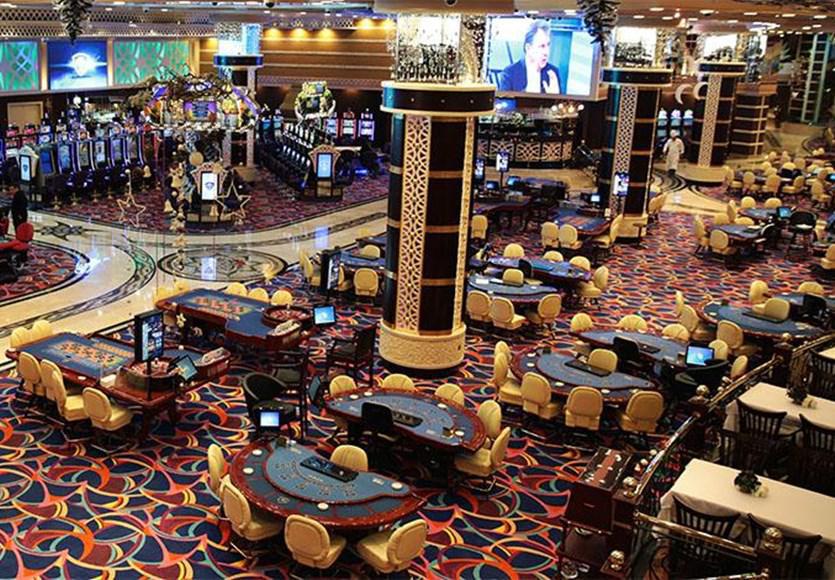 Merit Royal Hotel & Casino Karavas  Bagian luar foto