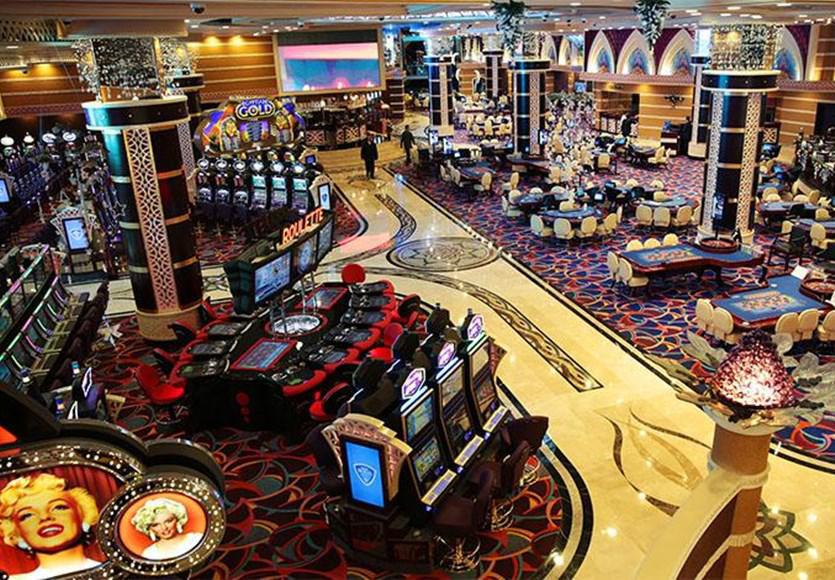 Merit Royal Hotel & Casino Karavas  Bagian luar foto